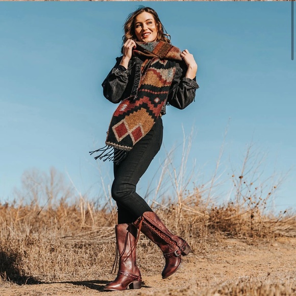 🦅🎁BNIB/NWT |•FREEBIRD BY STEVEN•| CONTOUR Boots in WINE Color - Picture 2 of 16